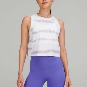 Lululemon Sculpt Cropped Tank Top in Transverse Lilac Multi/White size 4
